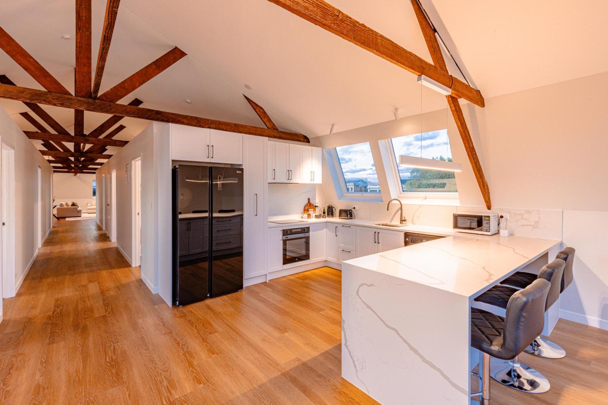 Johnston Apartments - Award-Winning Building, Your Unforgettable Stay Whanganui Esterno foto