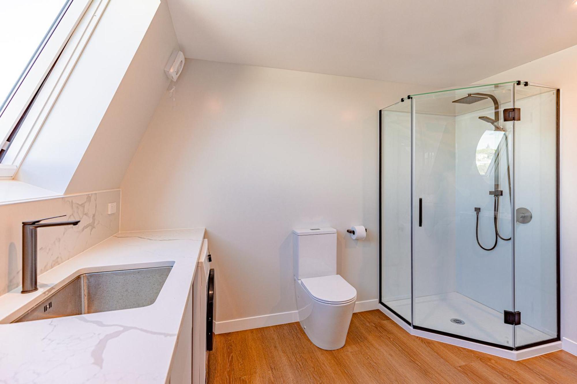 Johnston Apartments - Award-Winning Building, Your Unforgettable Stay Whanganui Esterno foto
